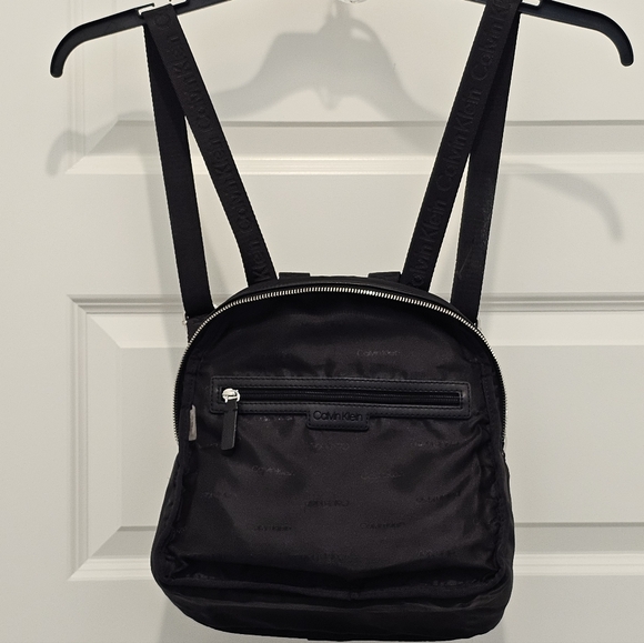 Calvin Klein Belfast Nylon Backpack, Black/Silver, Like New, Unisex main image 3